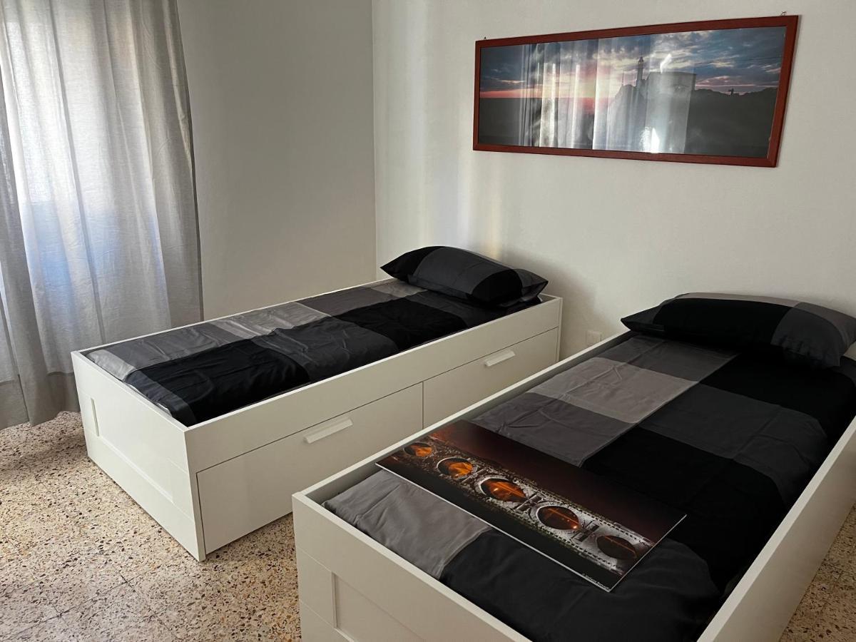 Casa Vacanze Dalla Lory 里米尼 外观 照片